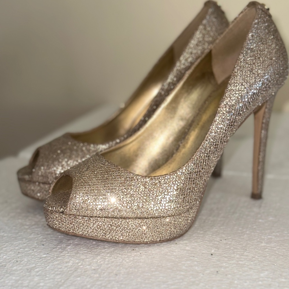 Michael Kors Pumps and with Platform with glitter